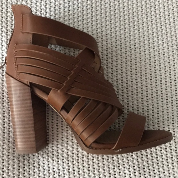 Aldo Gilang Brown cross-strap heel - Picture 2 of 6